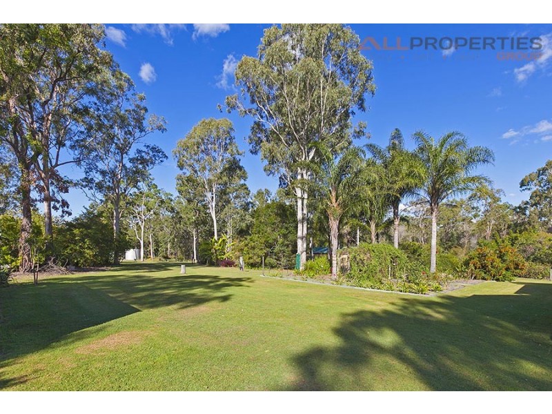 230-232 Lyon Drive, New Beith QLD 4124