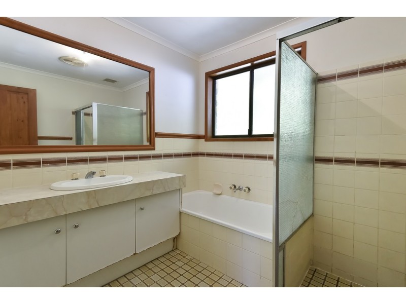 40-42 Gisbourne Street, Forestdale QLD 4118