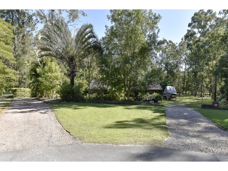 40-42 Gisbourne Street, Forestdale QLD 4118