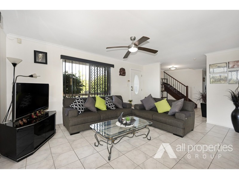15 COCAS STREET, Regents Park QLD 4118