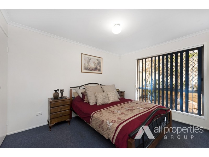 15 COCAS STREET, Regents Park QLD 4118