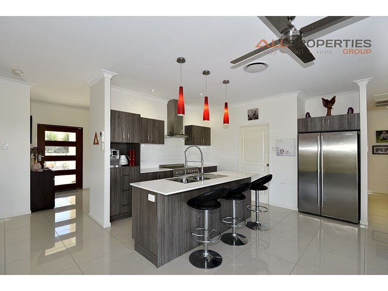 136-144 William Humphreys Drive, Mundoolun QLD 4285