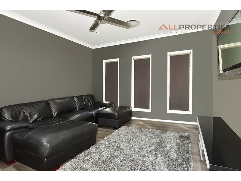136-144 William Humphreys Drive, Mundoolun QLD 4285