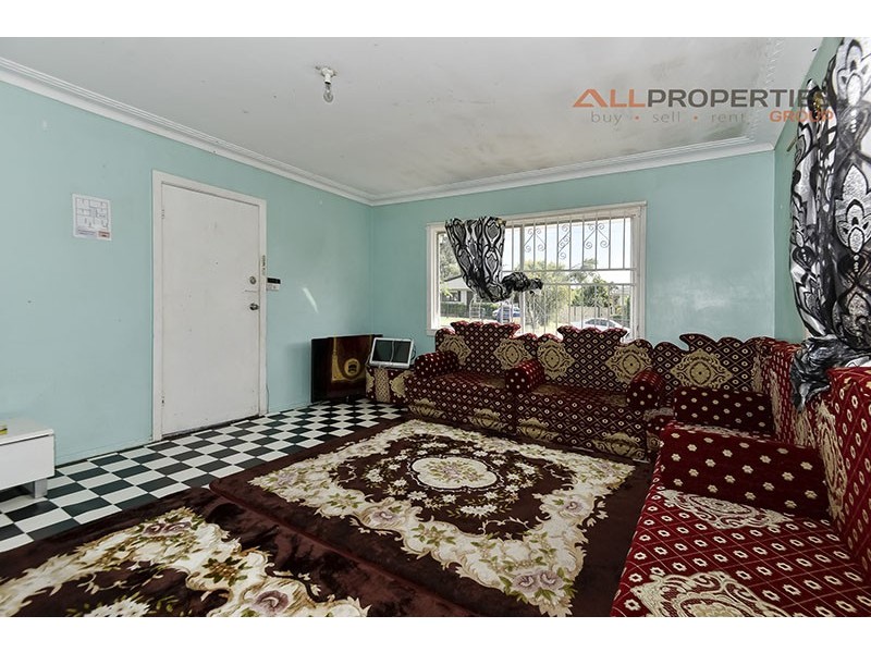 27 Lorikeet Street, Inala QLD 4077