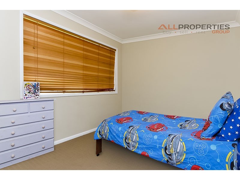 4/11 Meadow Place, Middle Park QLD 4074