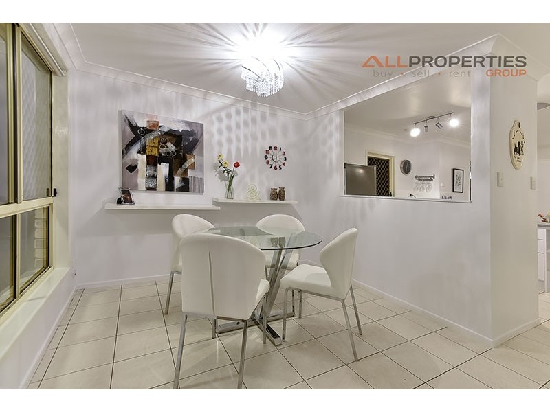 59 Flinders Cr, Forest Lake QLD 4078