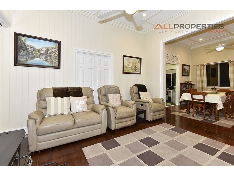 1165 Oxley Road, Oxley QLD 4075