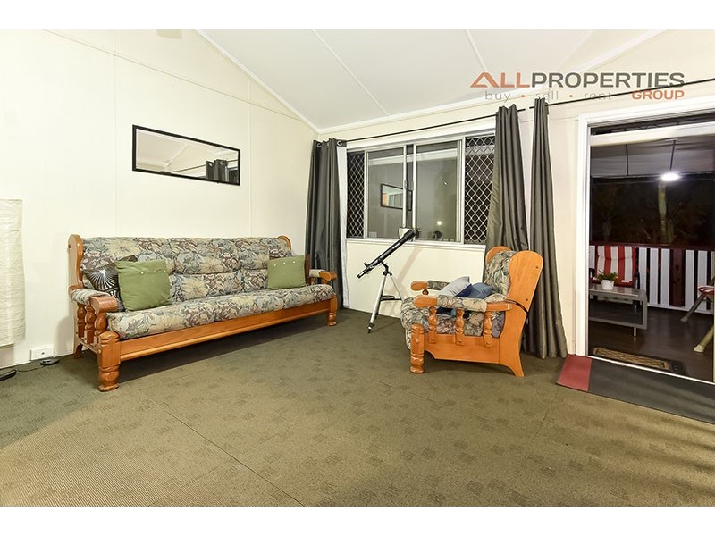 1165 Oxley Road, Oxley QLD 4075