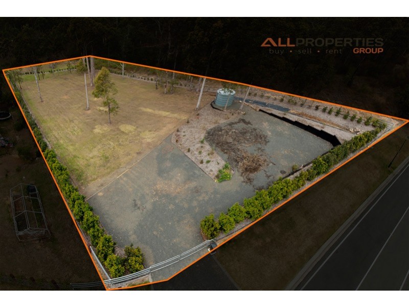 293-295 BAMBOO Drive, Woodhill QLD 4285