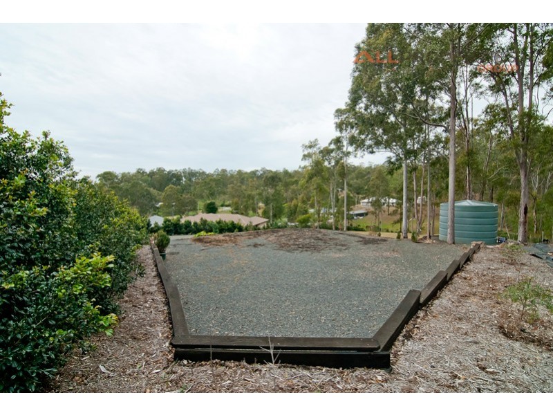 293-295 BAMBOO Drive, Woodhill QLD 4285