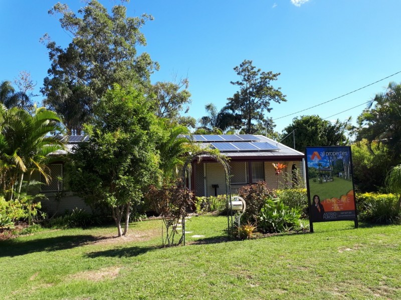25 Enford Street, Hillcrest QLD 4118