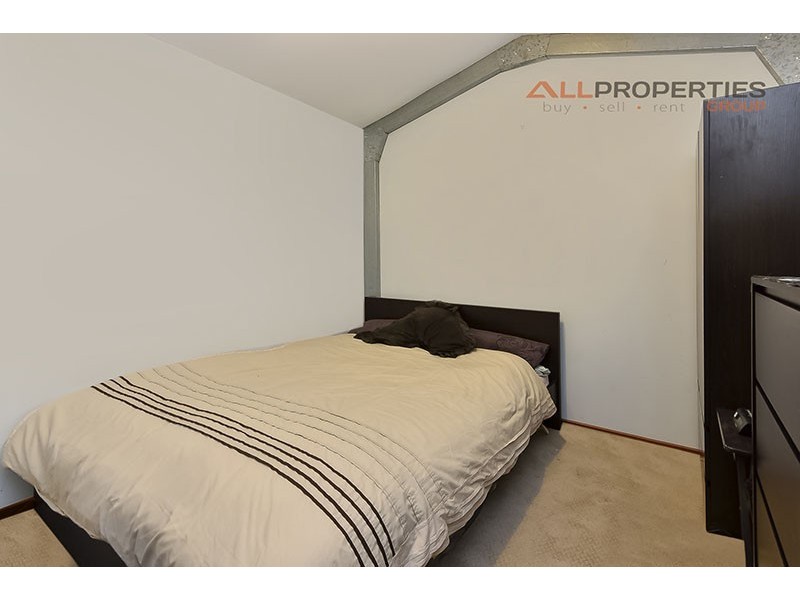 25 Enford Street, Hillcrest QLD 4118