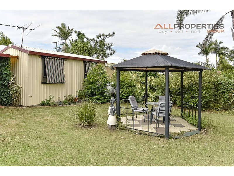 25 Enford Street, Hillcrest QLD 4118