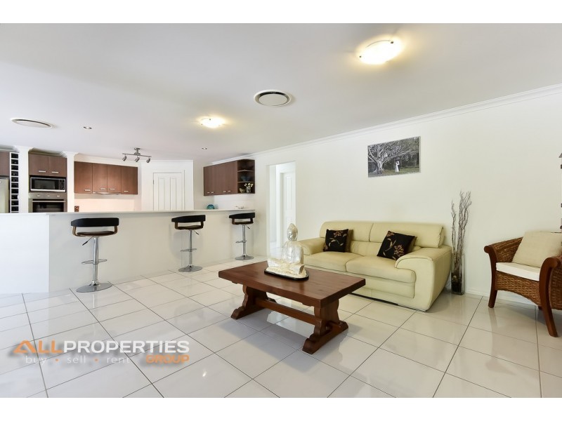 360-372 Dennis Road, Cedar Vale QLD 4285