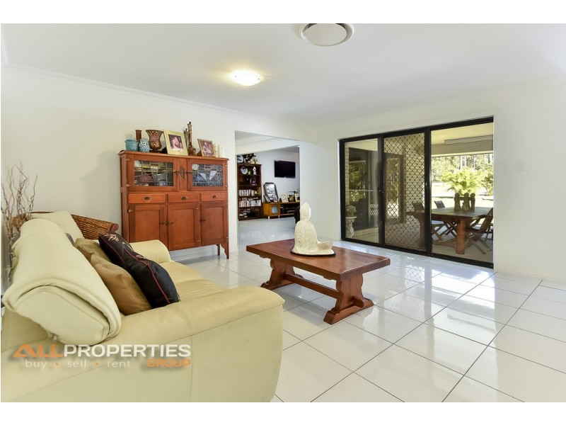 360-372 Dennis Road, Cedar Vale QLD 4285