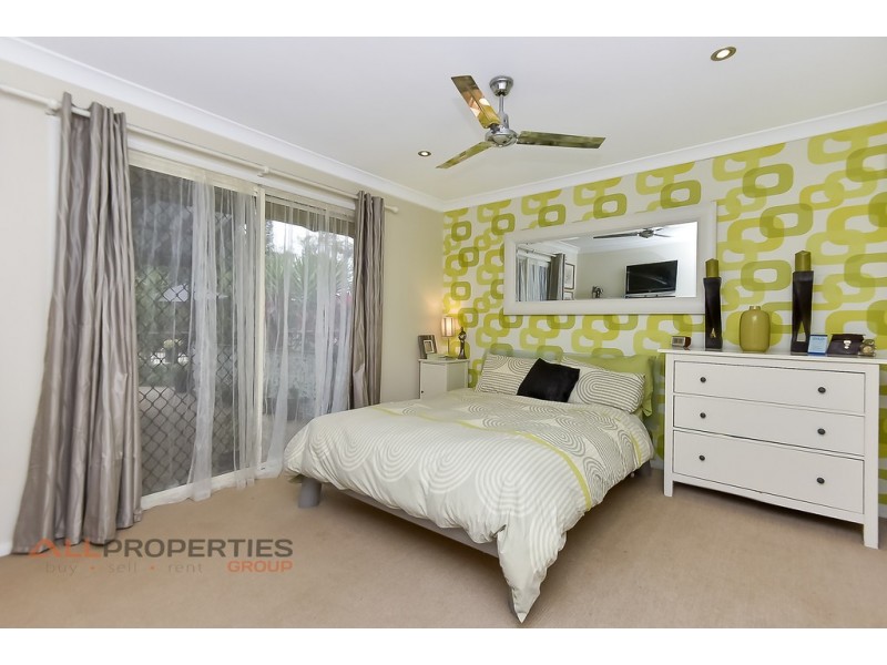 15 Yale Circuit, Forest Lake QLD 4078