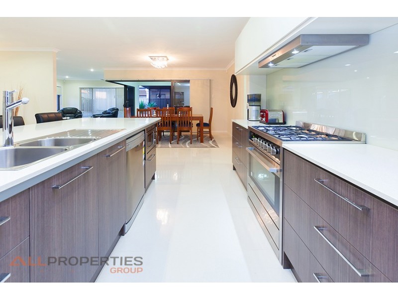 12 Greenvale St, Drewvale QLD 4116