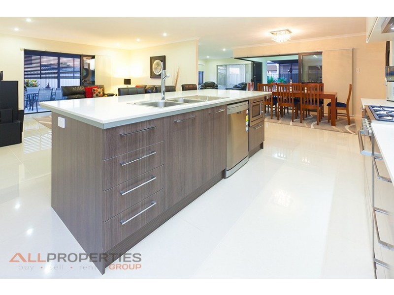 12 Greenvale St, Drewvale QLD 4116