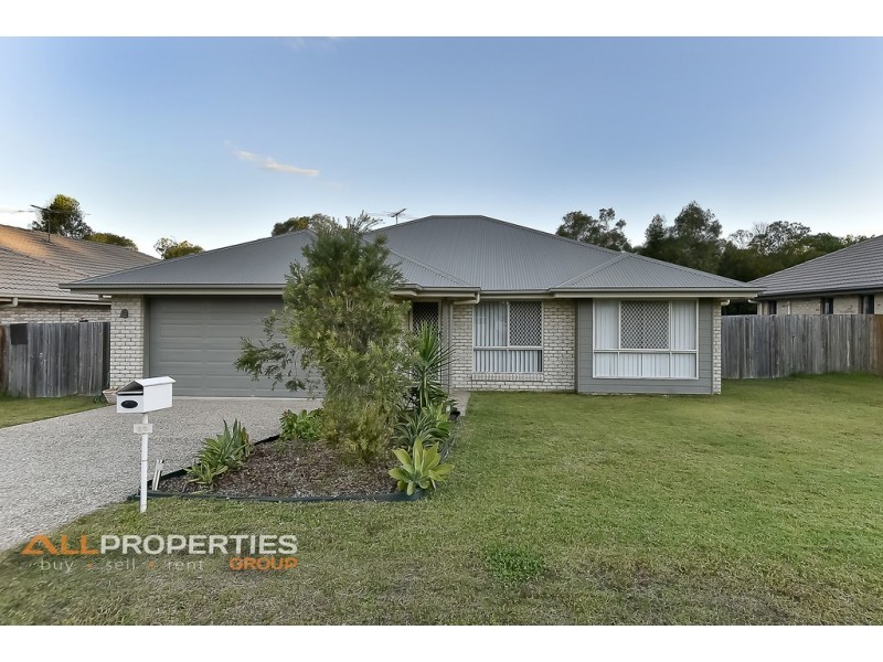 12 Linfield Street, Hillcrest QLD 4118