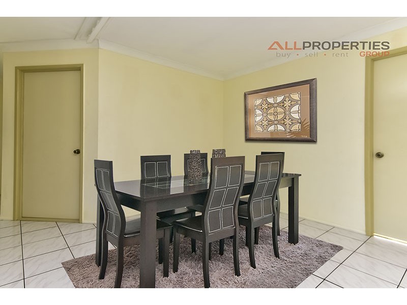 33-35 Palmerston Crt, Munruben QLD 4125