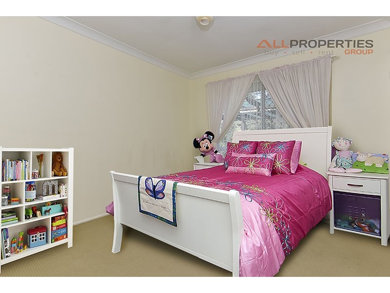 33-35 Palmerston Crt, Munruben QLD 4125