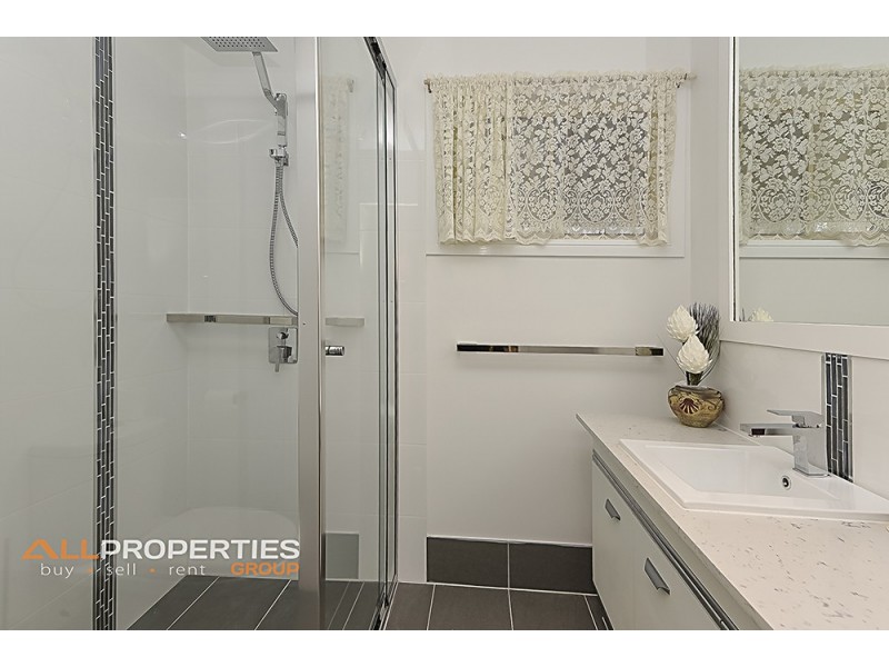 72 Thallon Road, Hatton Vale QLD 4341