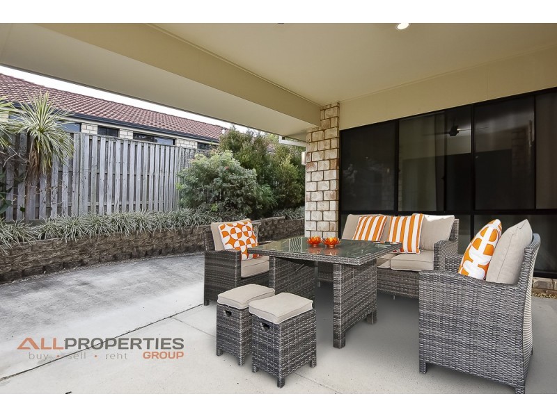 11 Elm Place, Heathwood QLD 4110