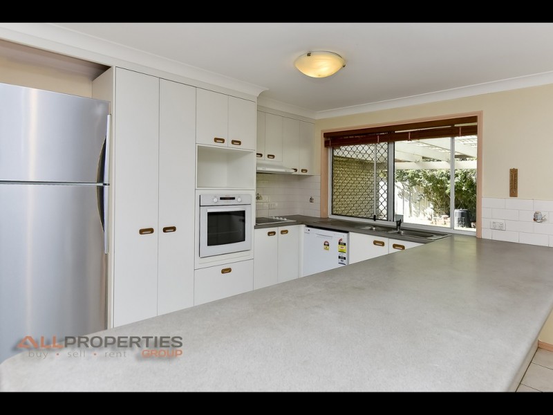 3 Tralee Place, Parkinson QLD 4115