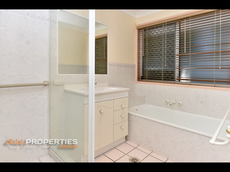 3 Tralee Place, Parkinson QLD 4115