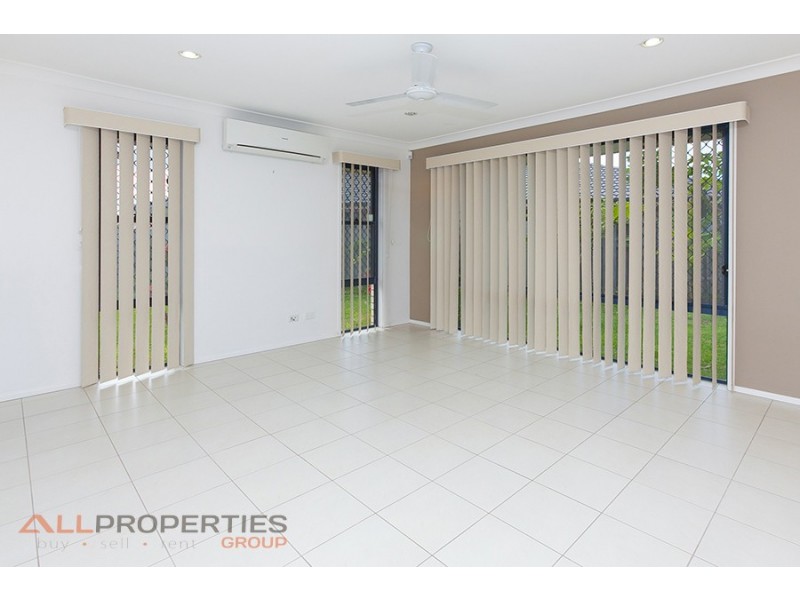 12 Pebbles Court, Berrinba QLD 4117