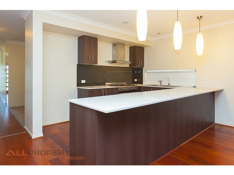 38 Juniper Street, Heathwood QLD 4110