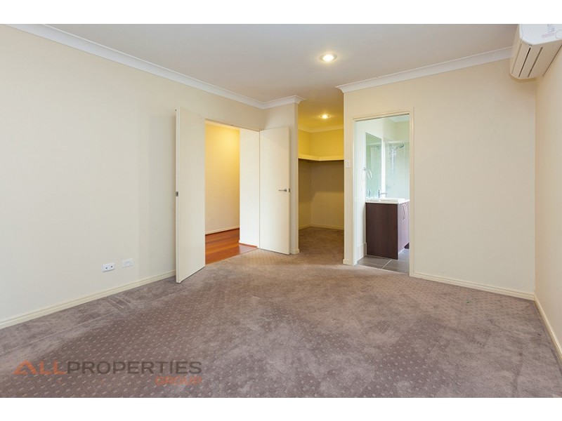 38 Juniper Street, Heathwood QLD 4110