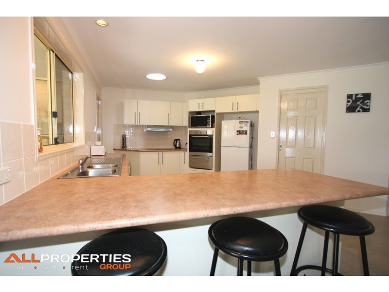 10-12 Cardwell Close, Munruben QLD 4125