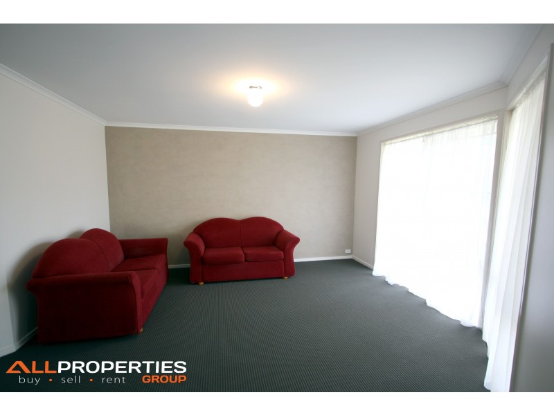 10-12 Cardwell Close, Munruben QLD 4125