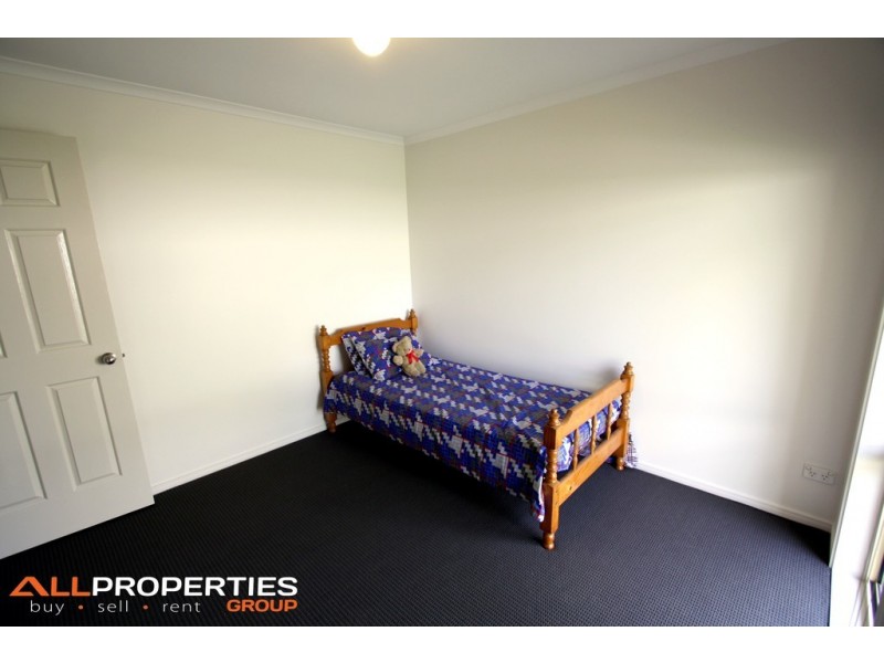 10-12 Cardwell Close, Munruben QLD 4125