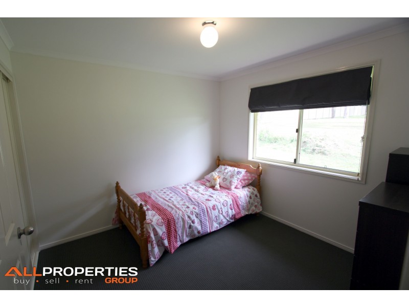 10-12 Cardwell Close, Munruben QLD 4125