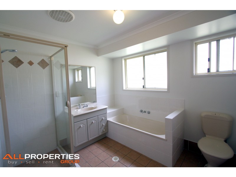 10-12 Cardwell Close, Munruben QLD 4125