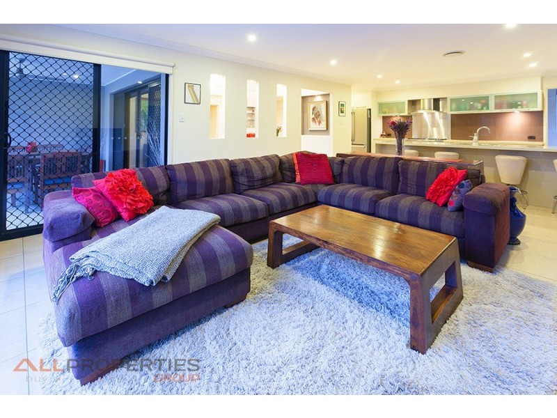 22 Riverside Terrace, Windaroo QLD 4207