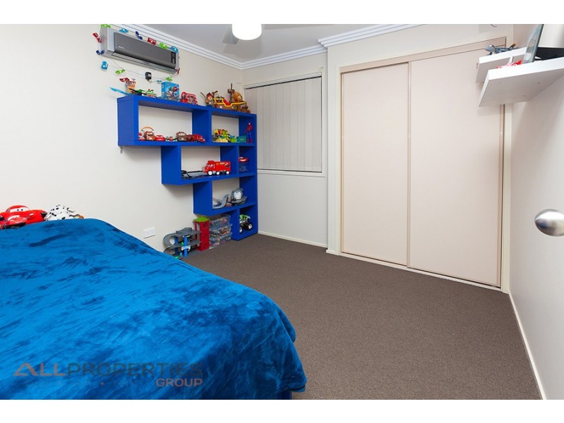 20 Tenielle St, Boronia Heights QLD 4124