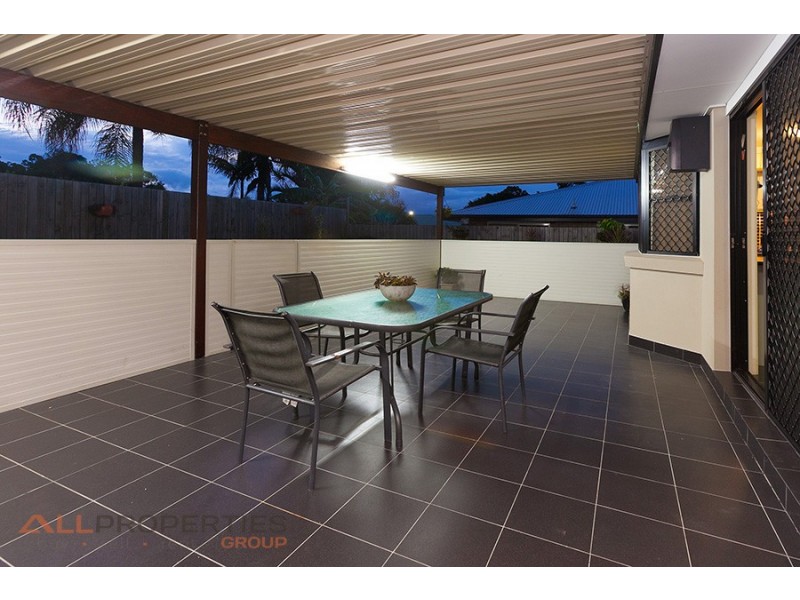 20 Tenielle St, Boronia Heights QLD 4124