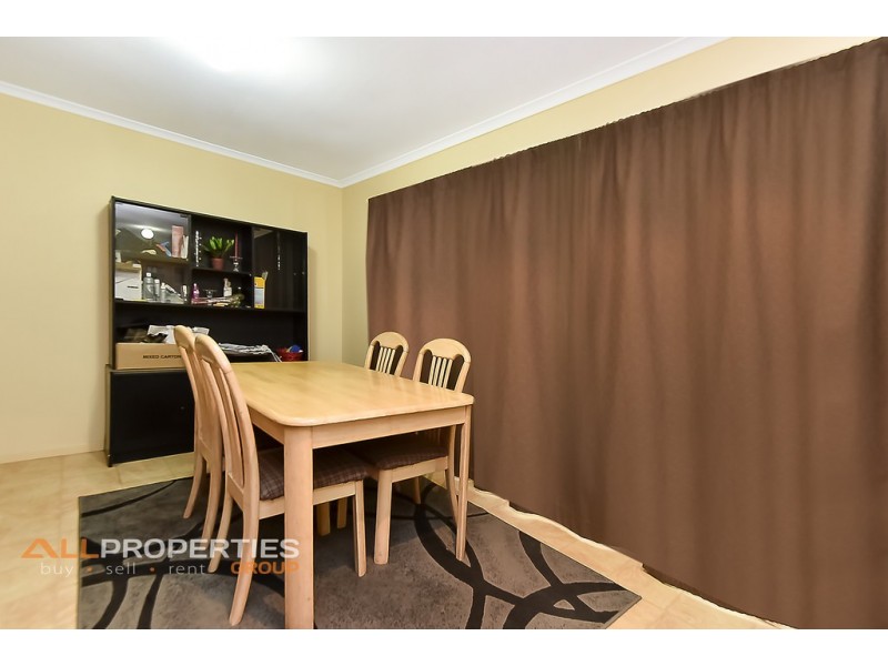 89 BOTTLEBRUSH DRIVE, Regents Park QLD 4118