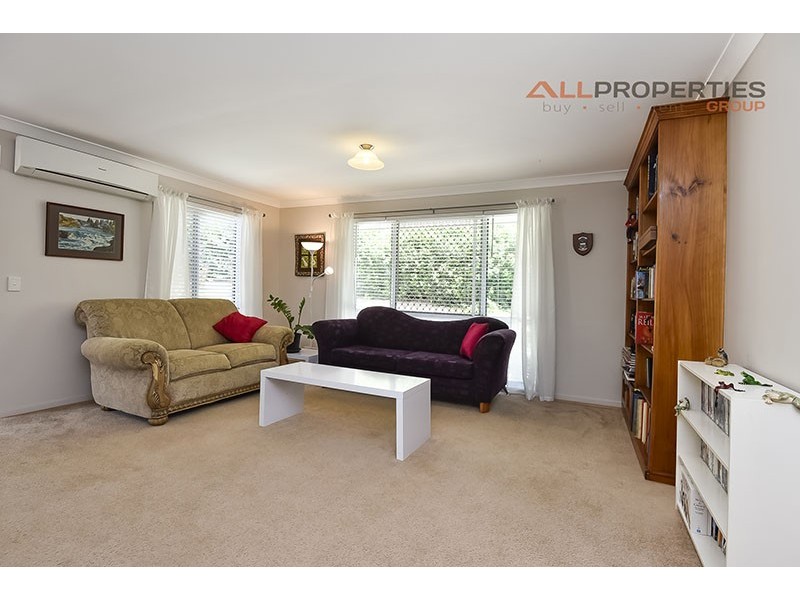 45 Palmerston Court, Munruben QLD 4125