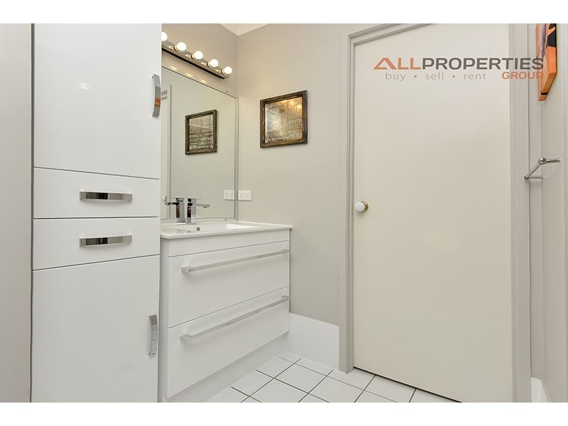 45 Palmerston Court, Munruben QLD 4125