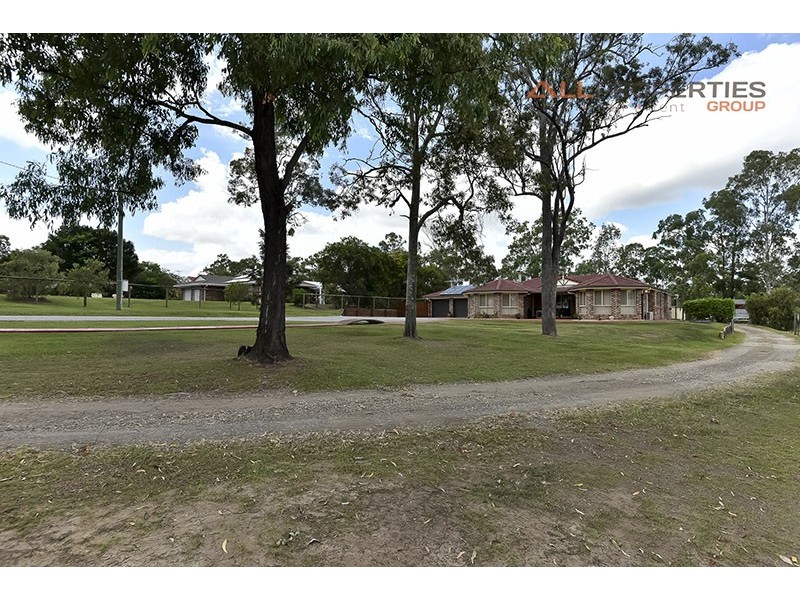 52 Deborah Court, Munruben QLD 4125