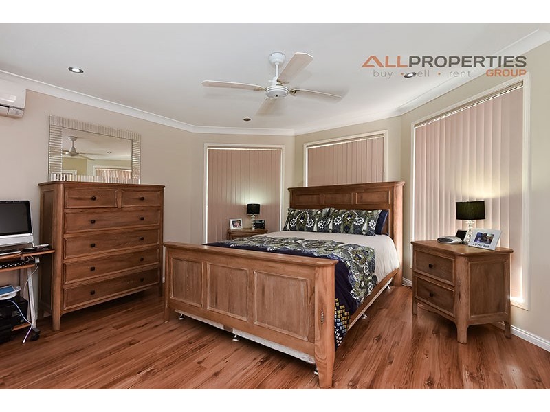 52 Deborah Court, Munruben QLD 4125