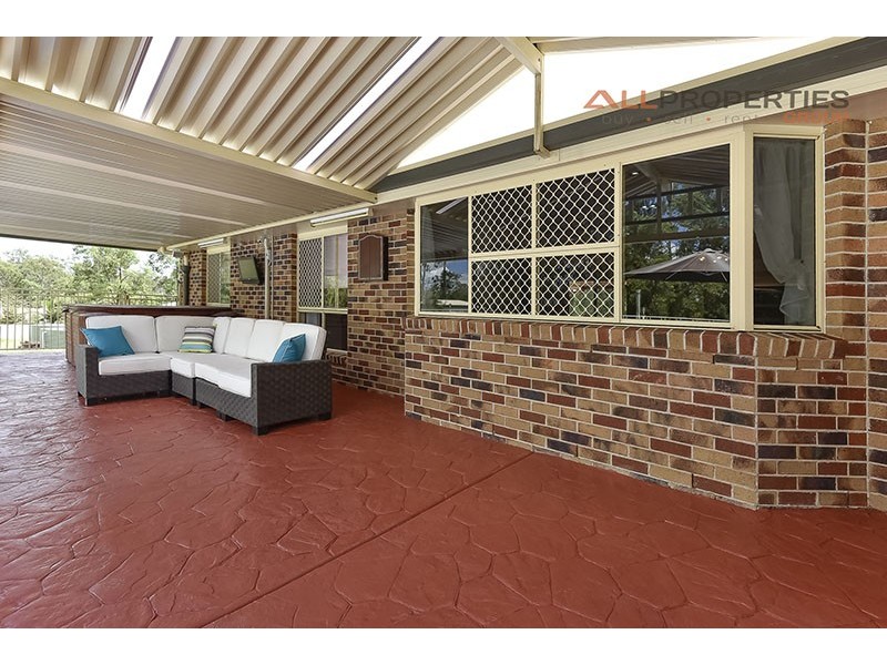 52 Deborah Court, Munruben QLD 4125