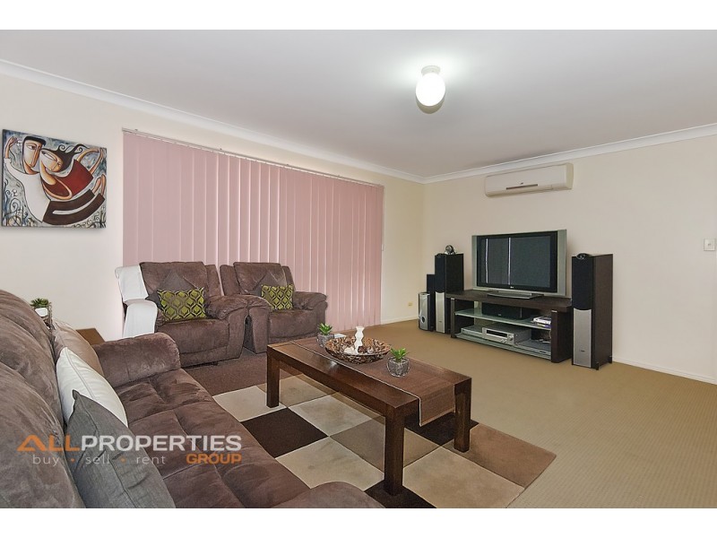 53 RADIATA STREET, Hillcrest QLD 4118