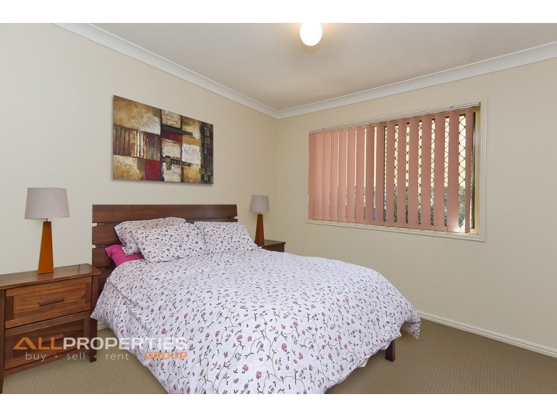 53 RADIATA STREET, Hillcrest QLD 4118