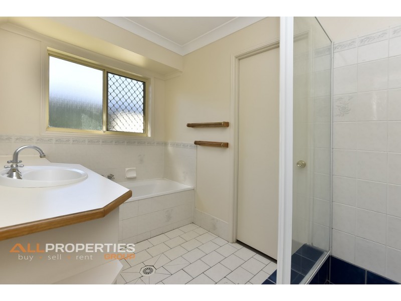 53 RADIATA STREET, Hillcrest QLD 4118