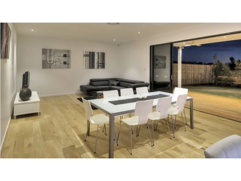 48 Phoenix Street, Rochedale QLD 4123